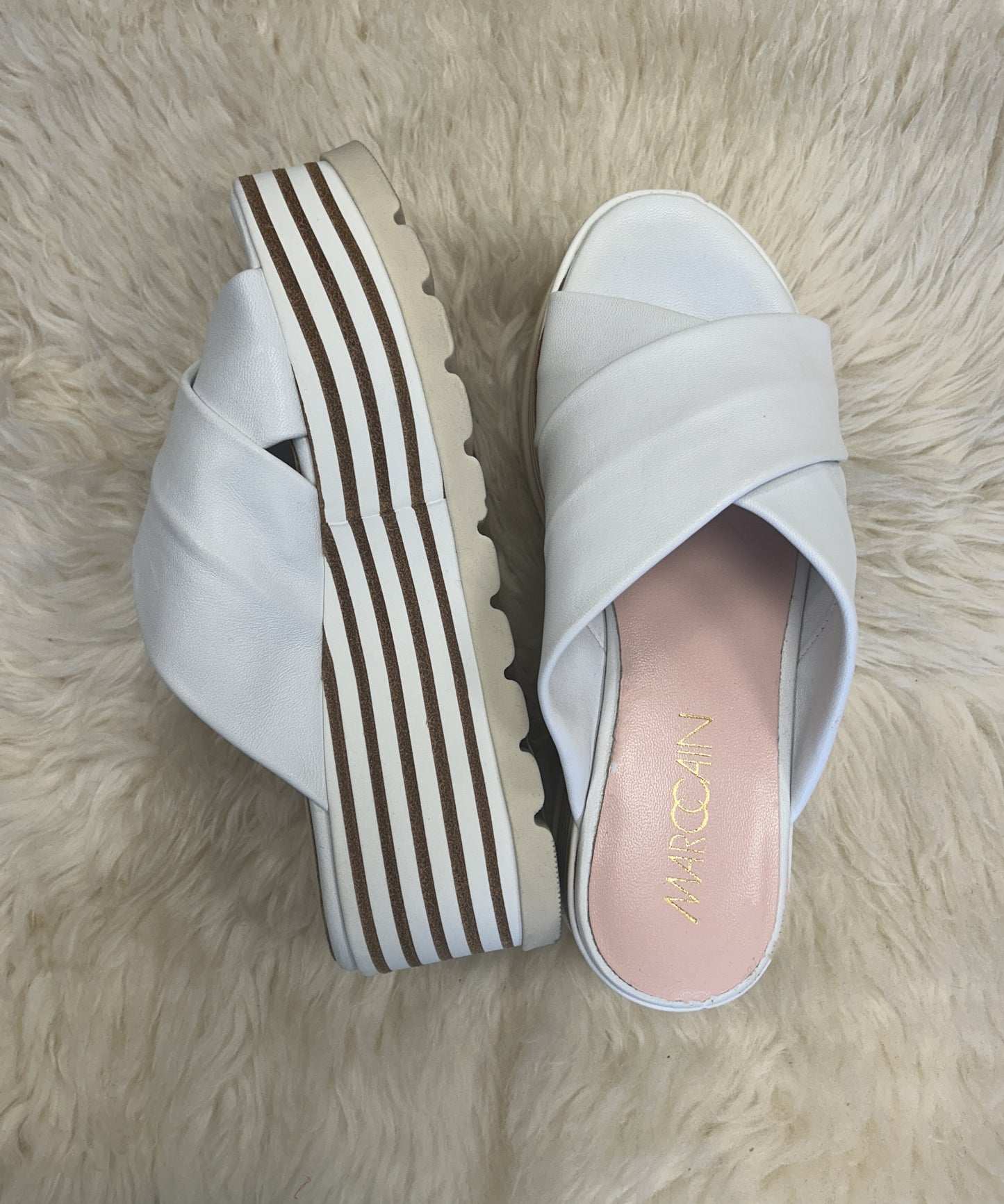 Marccain White Leather Platform Flip Flops