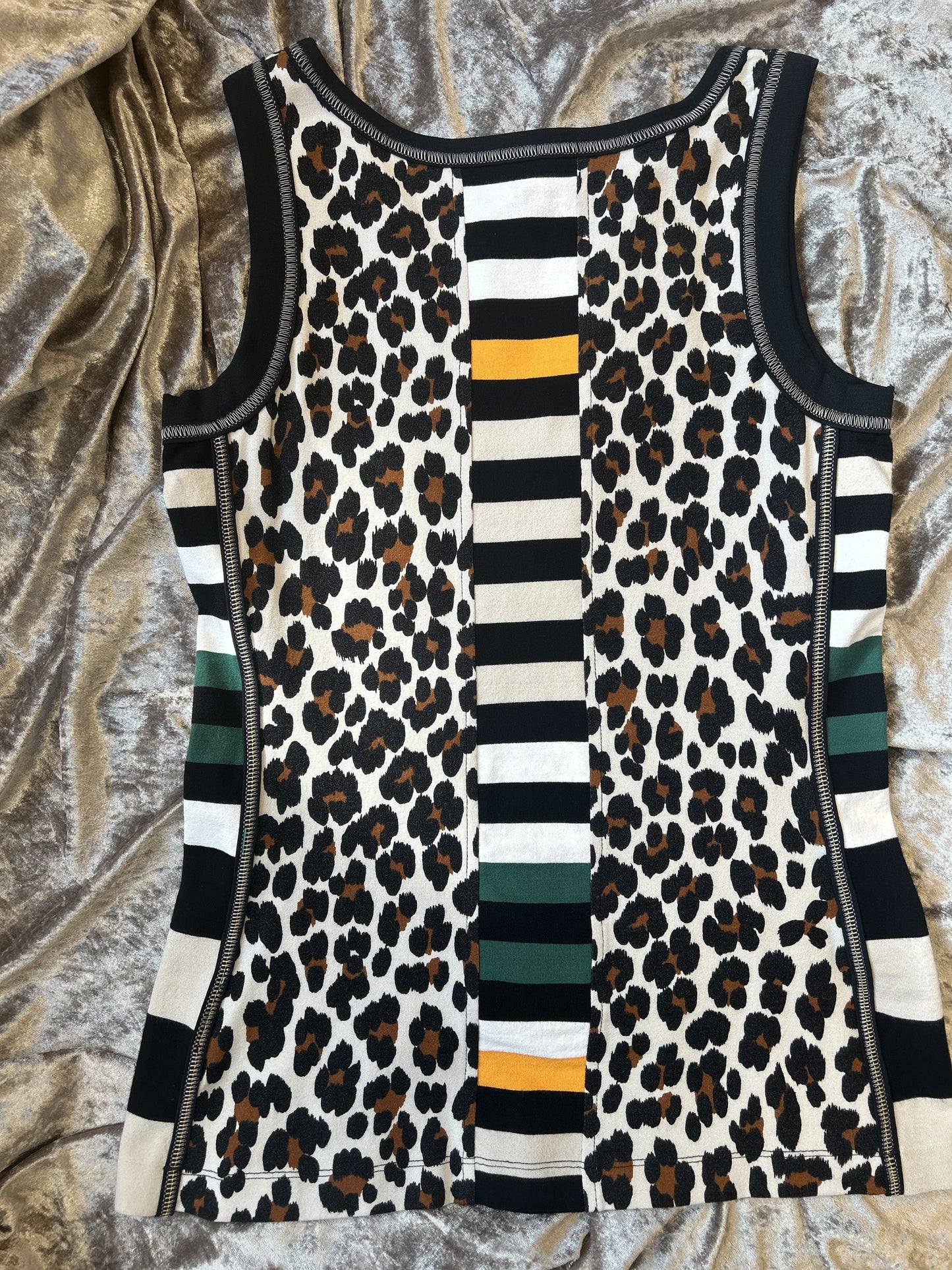 Marccain vest with leopard pattern